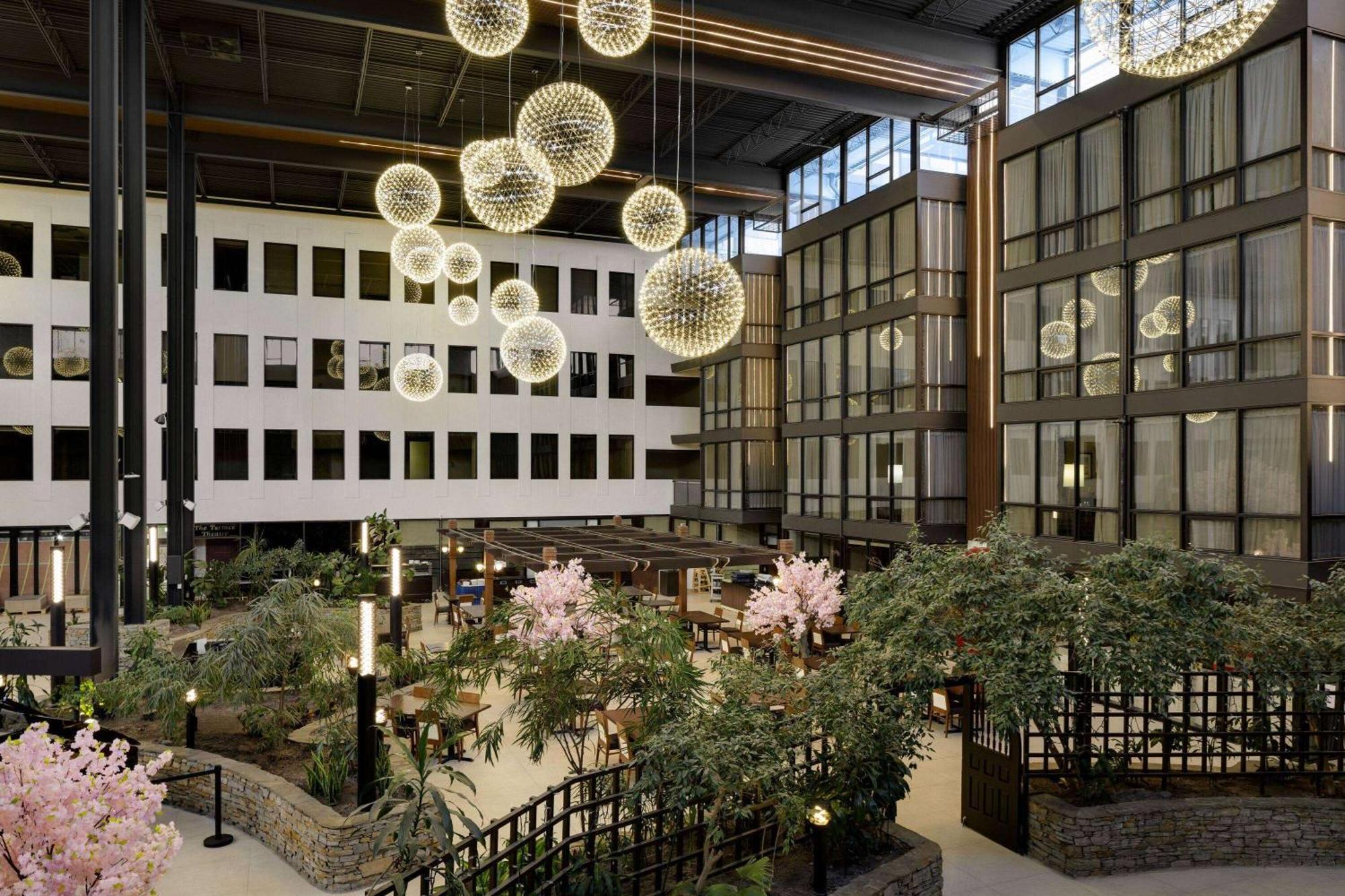 Wyndham Edmonton Hotel And Conference Centre Exterior foto